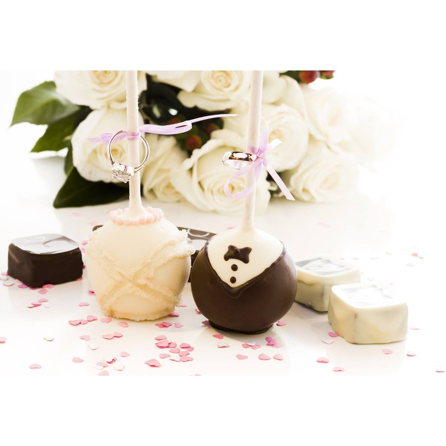 Bride And Groom Wedding Cake Pops - Cake Pops Parties